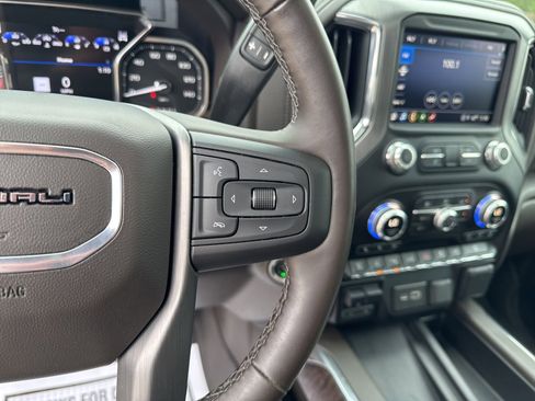 Used 2023 GMC Sierra 2500 Denali AWD/4WD image 18