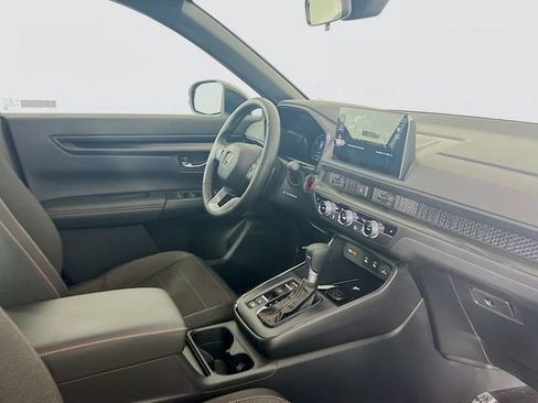 Used 2026 Honda CR-V Sport image 8