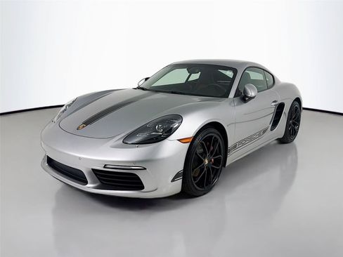 Used 2024 Porsche 718 Cayman w/ Premium Package RWD image 1