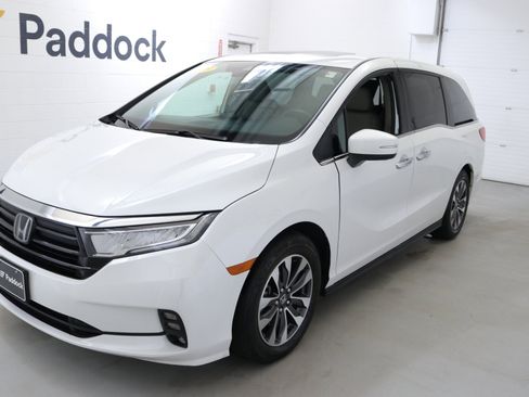 Used 2023 Honda Odyssey EX-L image 3