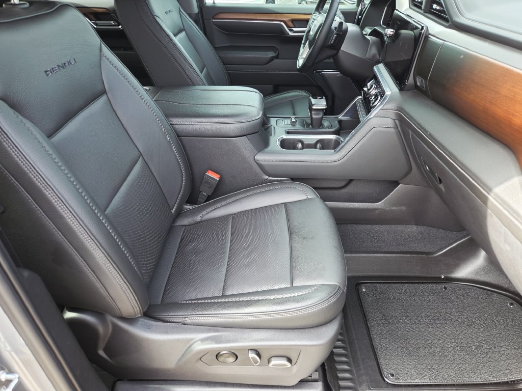 Used 2023 GMC Sierra 1500 Denali w/ Denali Reserve Package AWD/4WD image 13