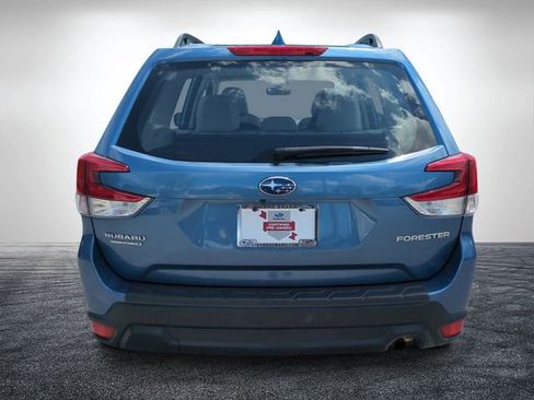 Used 2022 Subaru Forester AWD/4WD image 5