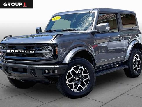 Used 2022 Ford Bronco Outer Banks AWD/4WD image 1