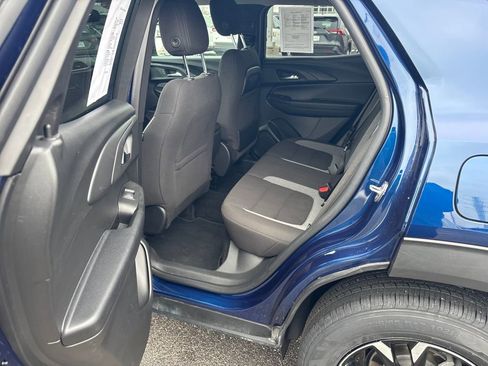 Used 2023 Chevrolet TrailBlazer LT w/ Convenience Package image 29