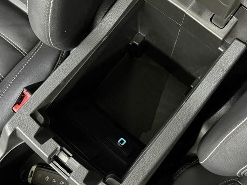 Used 2018 Ford Escape Titanium image 41