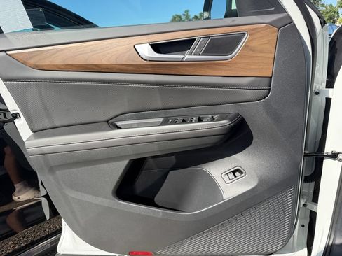 New 2026 Volkswagen Atlas SE AWD/4WD image 13
