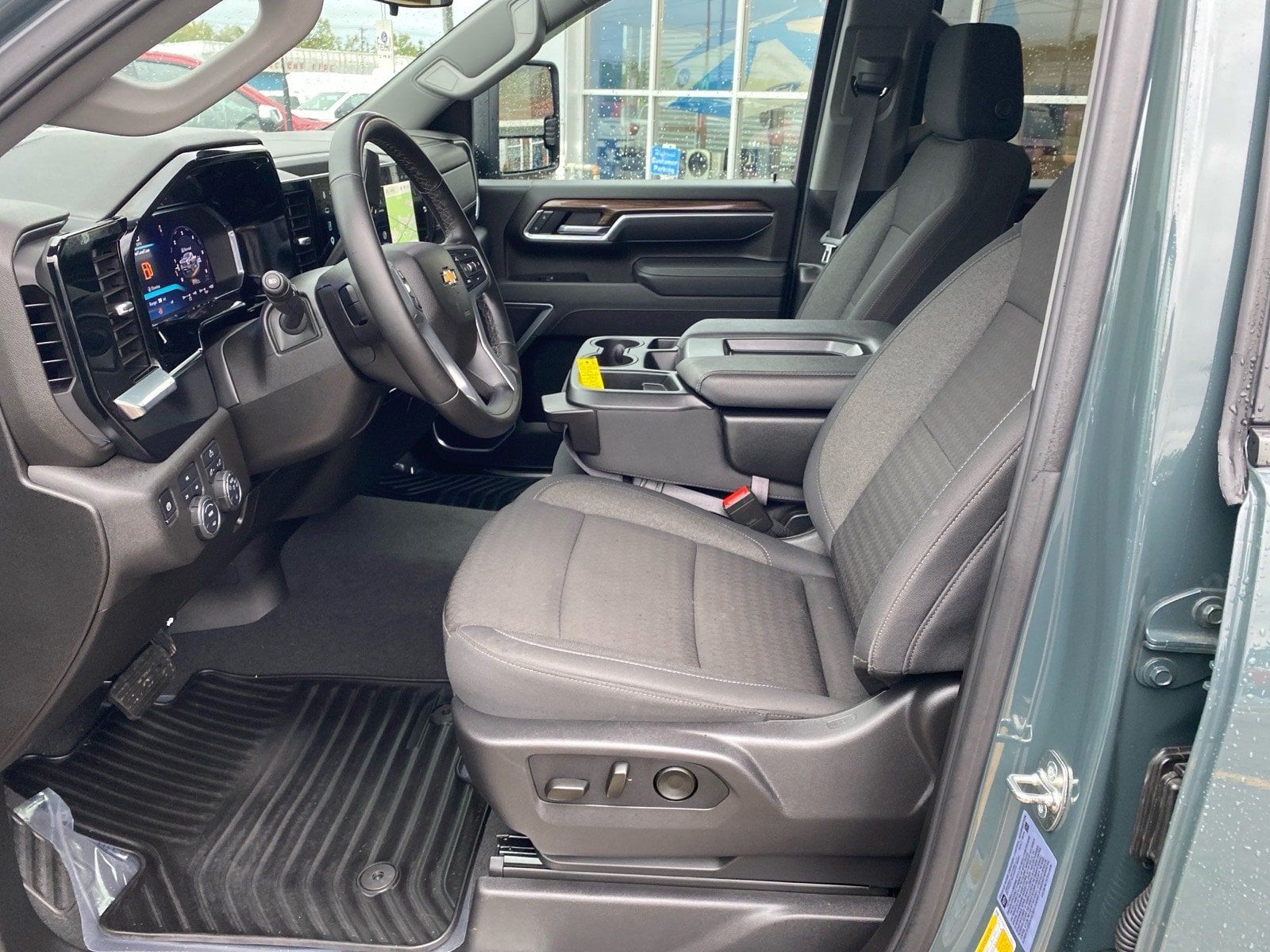 Used 2026 Chevrolet Silverado 2500 LT AWD/4WD image 10