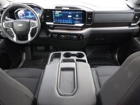 Used 2025 Chevrolet Silverado 1500 LT w/ Safety Package AWD/4WD image 23