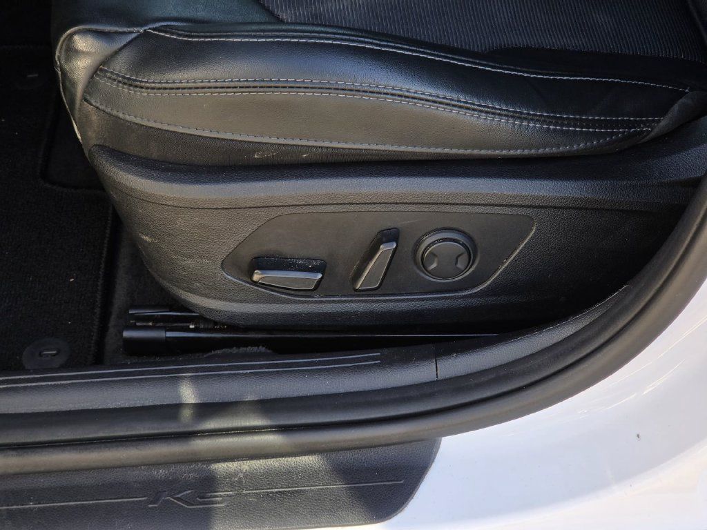 Used 2022 Kia K5 GT-Line w/ GT-Line Awd Premium Package image 32