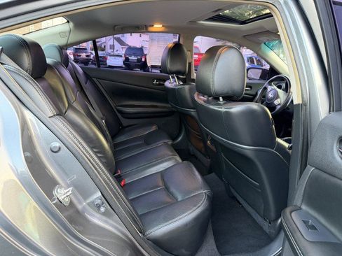 Used 2014 Nissan Maxima 3.5 SV w/ Sport Package FWD image 13