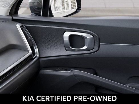 Certified 2026 Kia Sorento LX FWD image 25