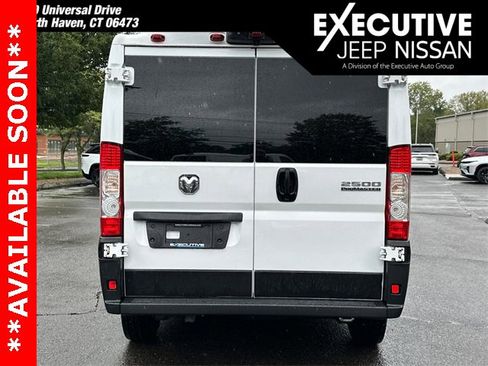 Used 2023 RAM ProMaster 2500 image 3