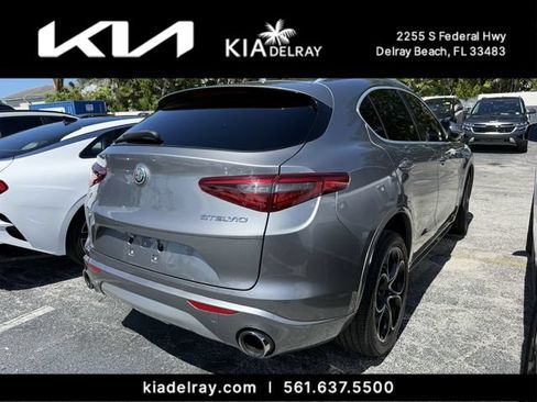 Used 2020 Alfa Romeo Stelvio Ti Lusso AWD/4WD image 2