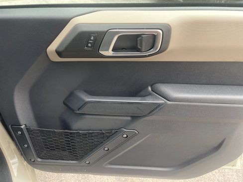 Used 2025 Ford Bronco Big Bend image 19