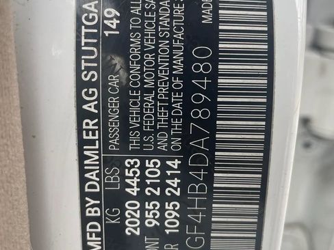 Used 2013 Mercedes-Benz C 250 Sedan image 24