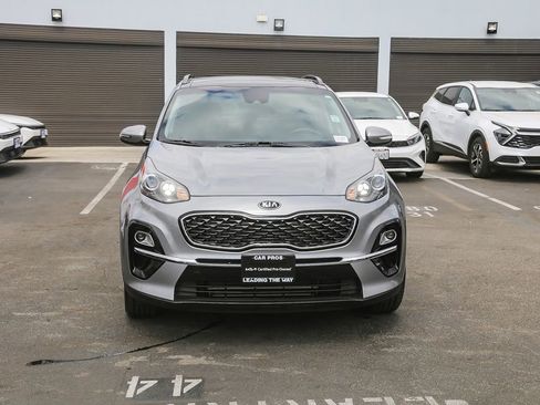 Used 2022 Kia Sportage EX image 2