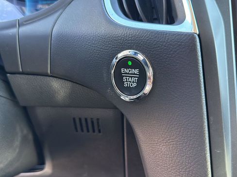 Used 2024 Ford Edge Titanium AWD/4WD image 27