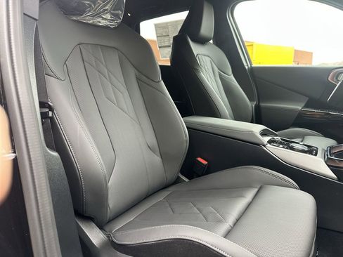 New 2026 BMW X3 xDrive30 w/ Premium Package image 24