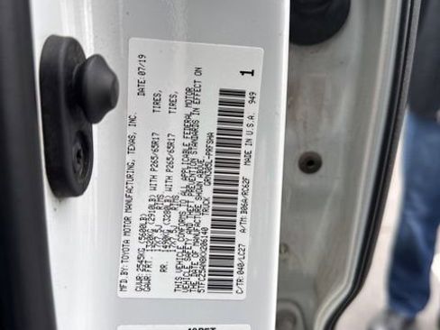 Used 2019 Toyota Tacoma TRD Sport w/ TRD Premium Sport Package image 9