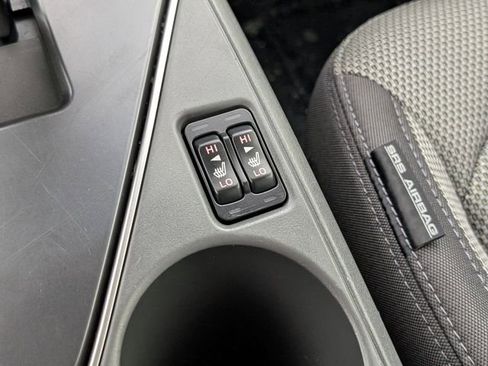 Used 2024 Subaru Crosstrek 2.0i Premium image 38