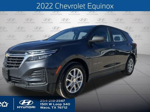 Used 2022 Chevrolet Equinox LS image 1