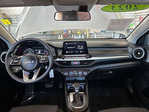 Used 2023 Kia Forte LXS image 22