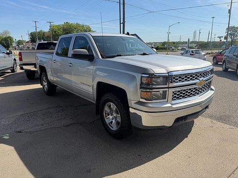 Used 2015 Chevrolet Silverado 1500 LT AWD/4WD image 5