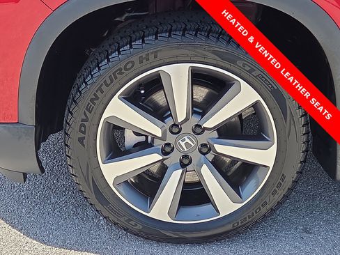 Used 2023 Honda Pilot Elite image 7