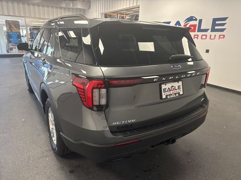 New 2026 Ford Explorer Active AWD/4WD image 8