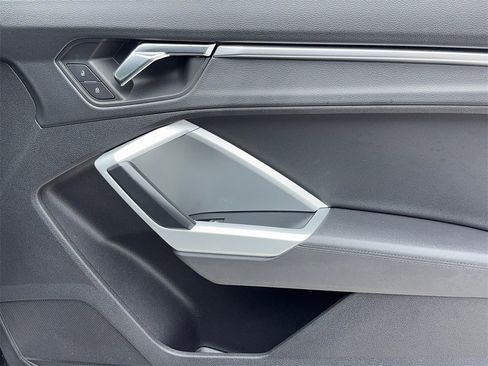 Used 2021 Audi Q3 2.0T Premium w/ Convenience Package image 44