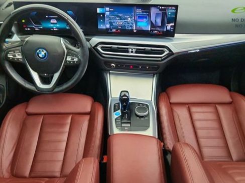 Used 2023 BMW i4 eDrive35 w/ Premium Package RWD image 63