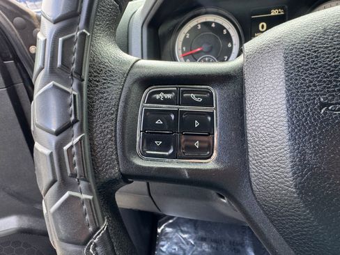 Used 2014 RAM 1500 ST w/ ST Popular Equipment Group AWD/4WD image 28