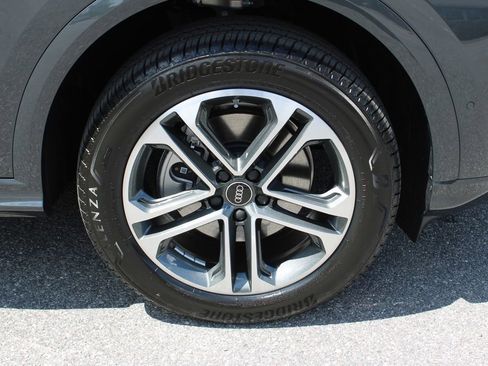 Used 2025 Audi Q5 Premium Plus w/ Premium Plus image 35