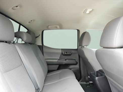 Used 2023 Toyota Tacoma SR AWD/4WD image 13