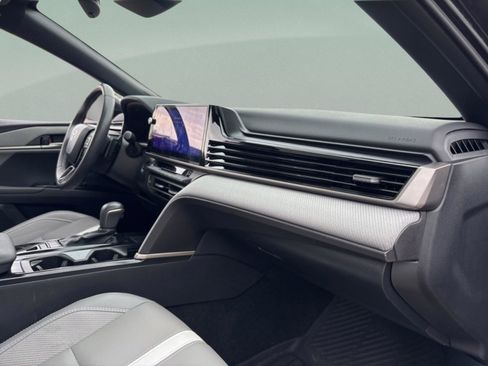 Certified 2025 Toyota Camry SE w/ Multimedia Upgrade Package image 32