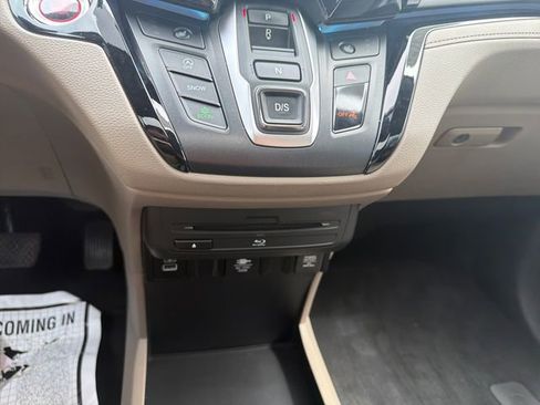 Used 2023 Honda Odyssey Touring image 26