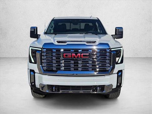 New 2026 GMC Sierra 2500 Denali w/ Denali Reserve Package AWD/4WD image 6