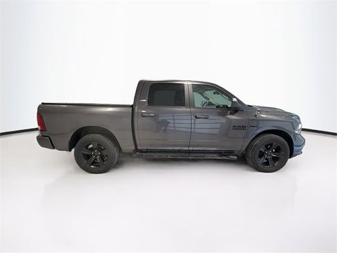 Used 2017 RAM 1500 Sport image 7