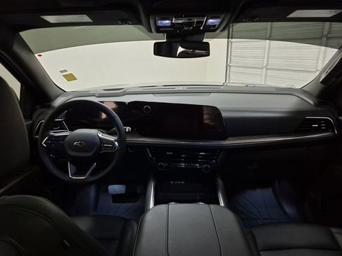 Used 2026 Chevrolet Tahoe Z71 w/ Comfort Package image 21