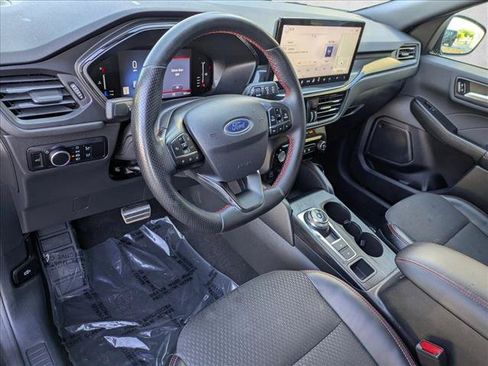 Used 2024 Ford Escape ST-Line w/ Tech Pack #1 FWD image 10