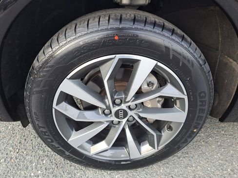 Used 2022 Audi Q5 2.0T Premium w/ Convenience Package image 22