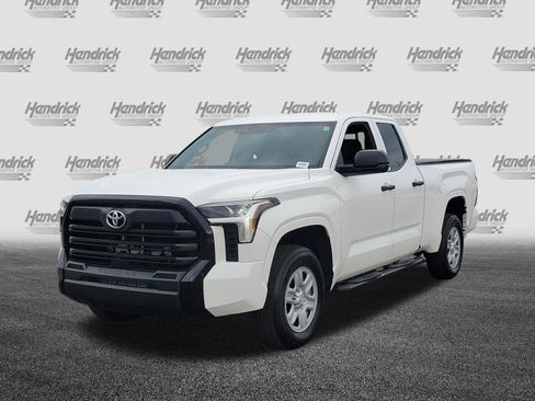 Used 2025 Toyota Tundra SR w/ SR Tow Package AWD/4WD image 3
