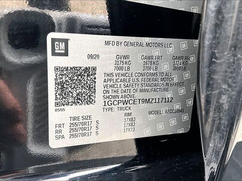 Used 2021 Chevrolet Silverado 1500 LT w/ Convenience Package II image 19