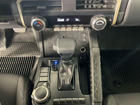 Used 2025 Toyota Tacoma SR image 14