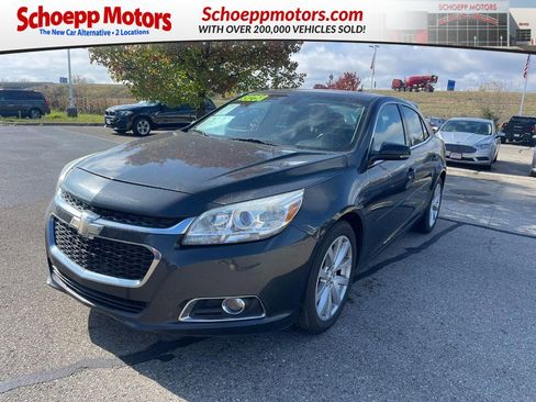 Used 2015 Chevrolet Malibu LT image 1
