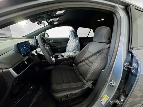 Used 2025 Honda Prologue EX image 8