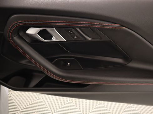 Used 2025 BMW 230i Coupe w/ M Sport Package RWD image 17
