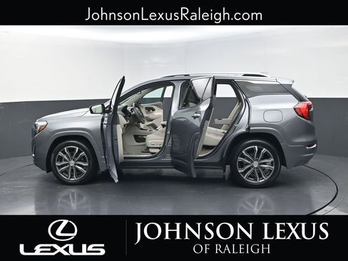 Used 2020 GMC Terrain Denali w/ Denali Premium Package image 36