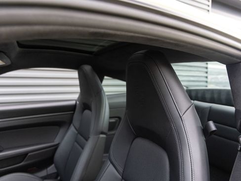 Certified 2025 Porsche 911 Carrera 4 GTS AWD/4WD image 25