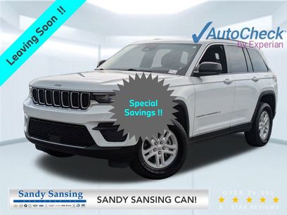 Used 2024 Jeep Grand Cherokee Laredo